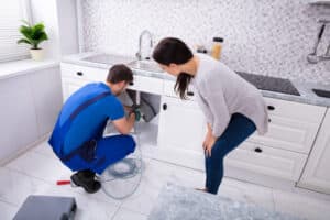 reliable plumber, Covina CA, plumbing services, Courtesy Plumbing, qualifications, certifications, upfront pricing, emergency services, maintenance plans, warranty or guarantee